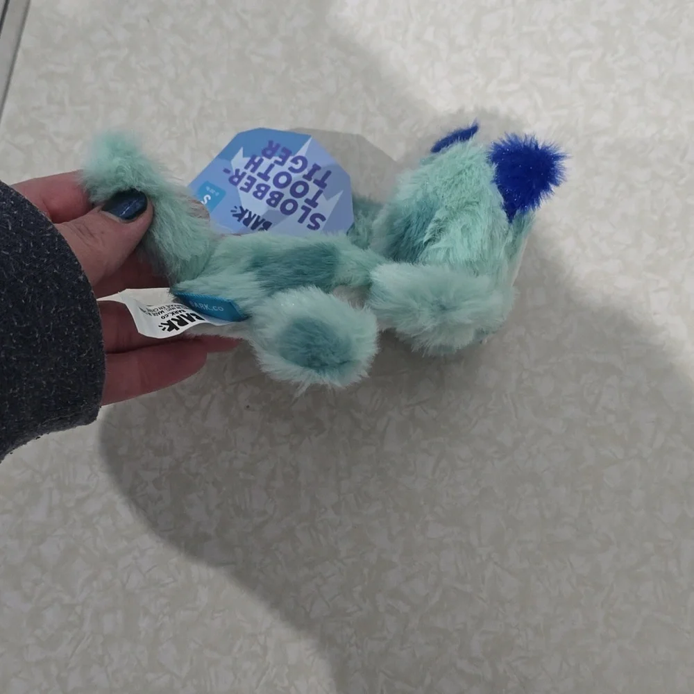 Bark Dog Toy Slobber Tooth Tiger NWT‎ Size Small 0-20 pounds